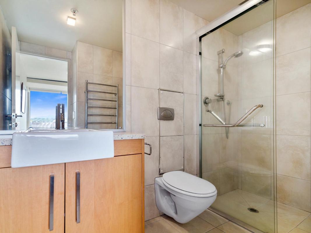 Relax On Roberts - Taupo Holiday Home Екстериор снимка